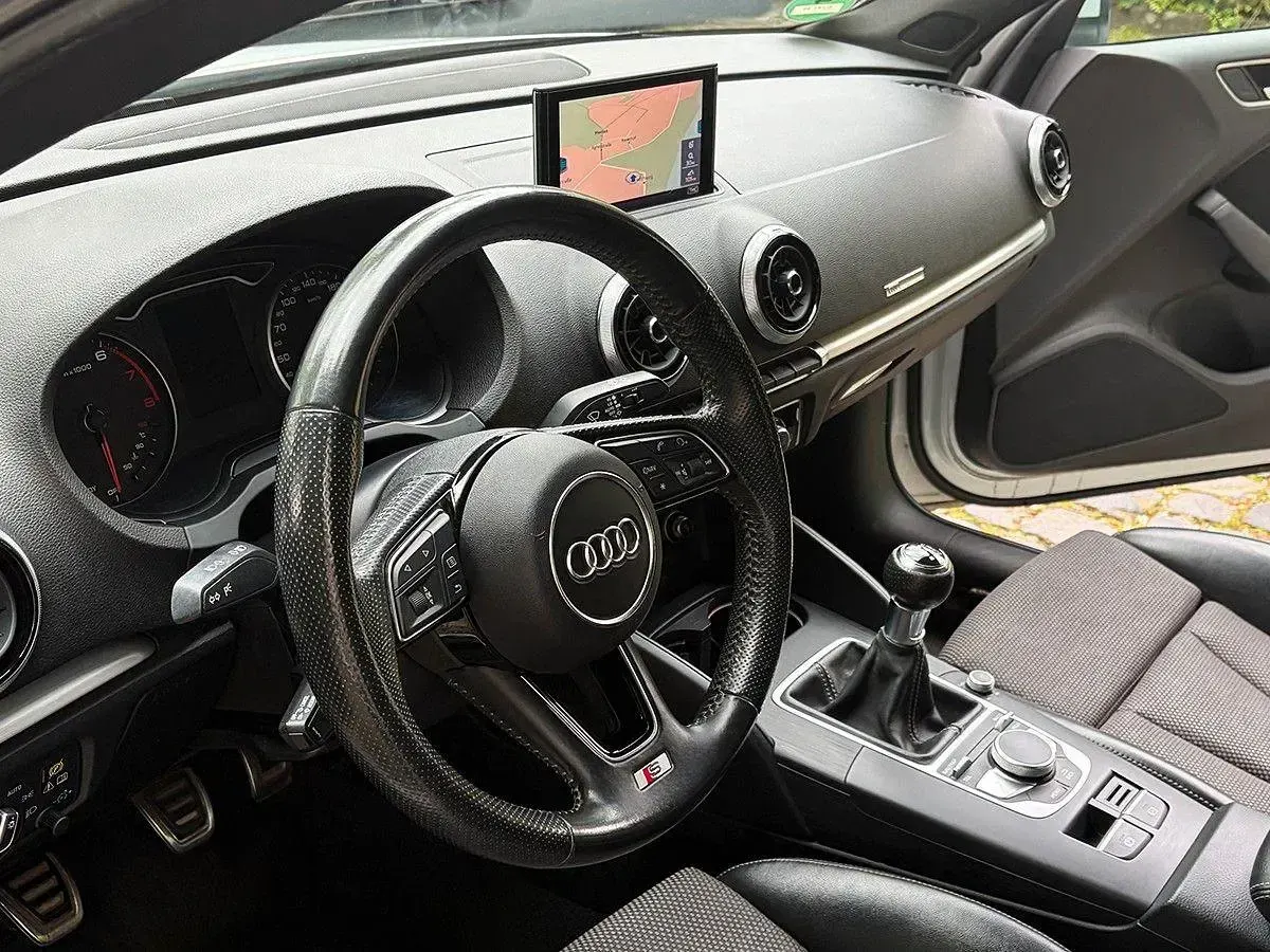 Gebraucht Audi A3 S-Line 150 PS (110 kW) 2018 Weiß Limousine