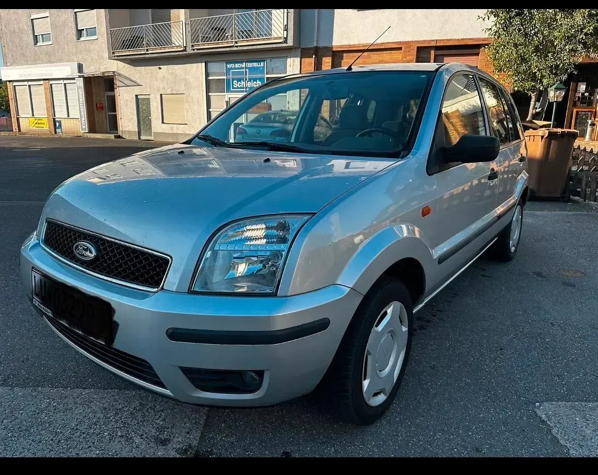 Gebraucht Ford Fusion 101 PS (74 kW) 2004 Silber Kleinwagen