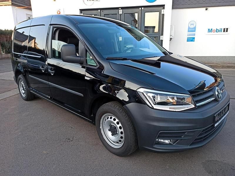 Usata VW Caddy 102 CV (75 kW) 2018 Nero Monovolume