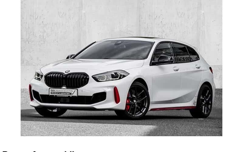 Weiß Gebraucht 2024 BMW 128 Comfort Edition Limousine | 35.490 € (Fairer Preis) - Bild 1/4