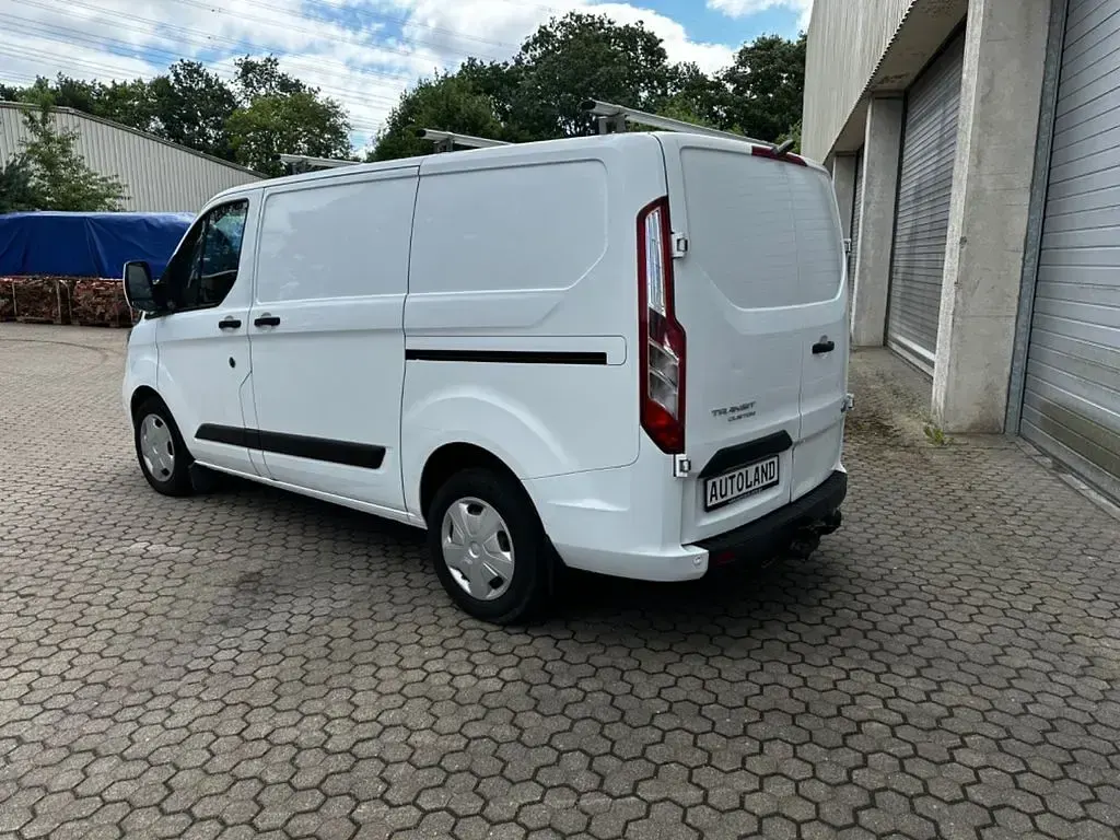 Gebraucht Ford Transit Custom 131 PS (96 kW) 2020 Weiß Van / Kleinbus