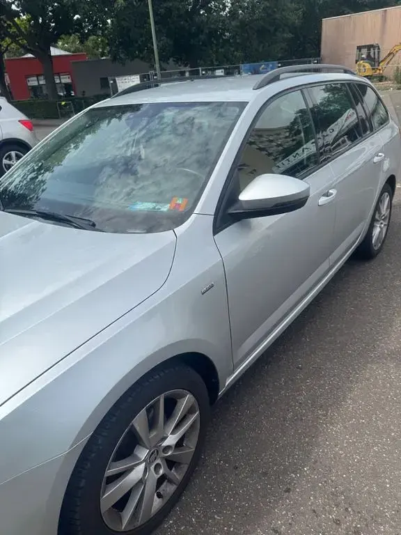 Gebraucht Skoda Octavia Ambition 116 PS (85 kW) 2018 Silber Kombi