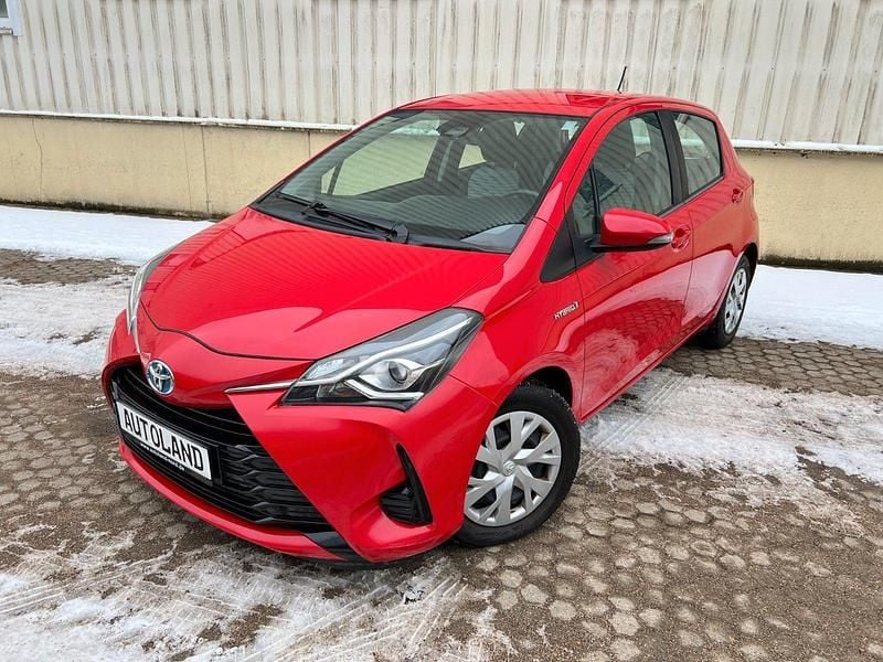 Gebraucht Toyota Yaris Hybrid 73 PS (53 kW) 2020 Rot Kleinwagen