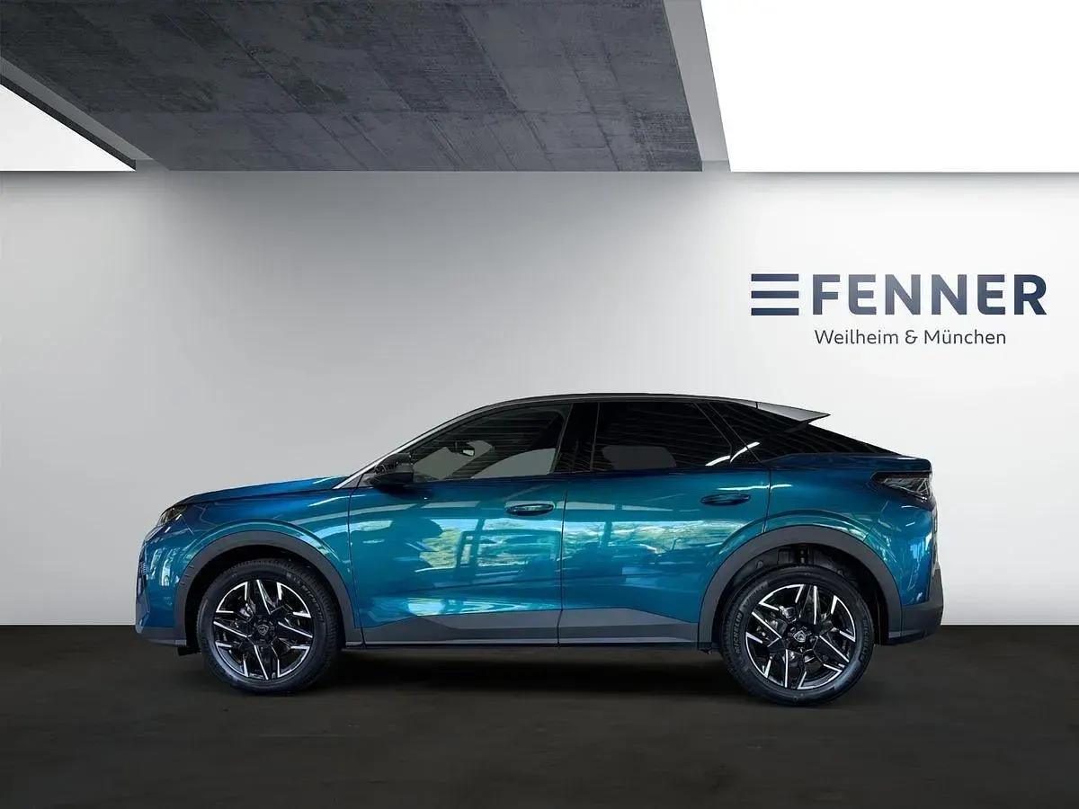 Gebraucht Peugeot 3008 Allure 136 PS (100 kW) 2024 Obsession blau SUV