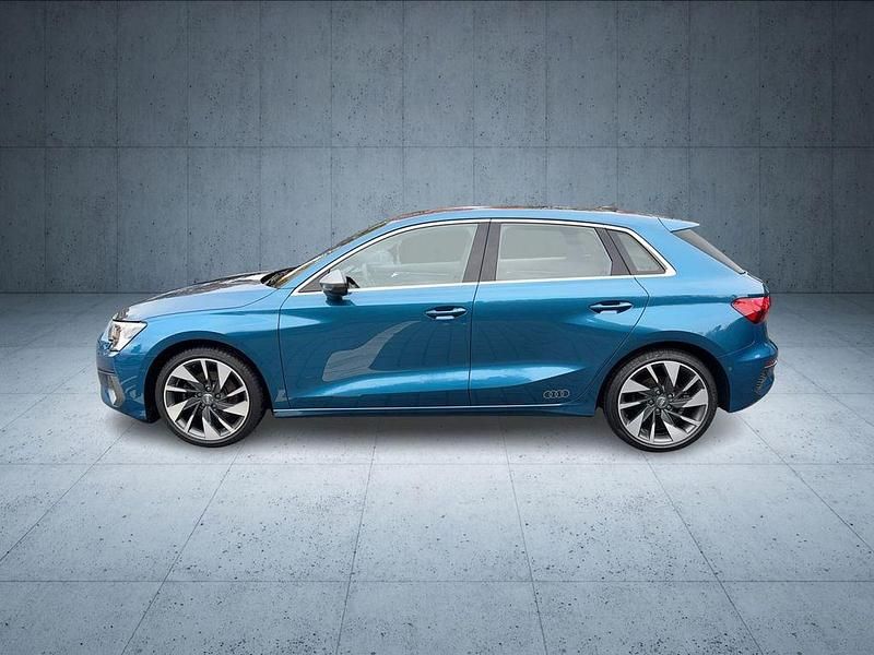Używany Audi A3 Advanced 150 KM (110 kW) 2020 Niebieski Sedan/Limuzyna