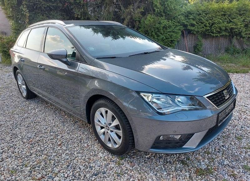 Grau Gebraucht 2017 Seat Leon ST Style Kombi | 9.500 € (Guter Preis) - Bild 1/4