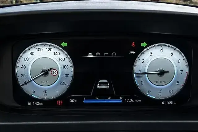 Gebraucht Hyundai i20 101 PS (74 kW) 2022 Grün Kleinwagen