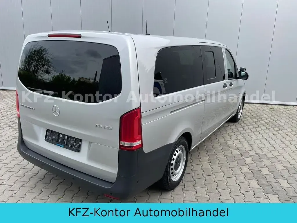 Gebraucht Mercedes Vito 163 PS (119 kW) 2020 Brillantsilber metallic Van