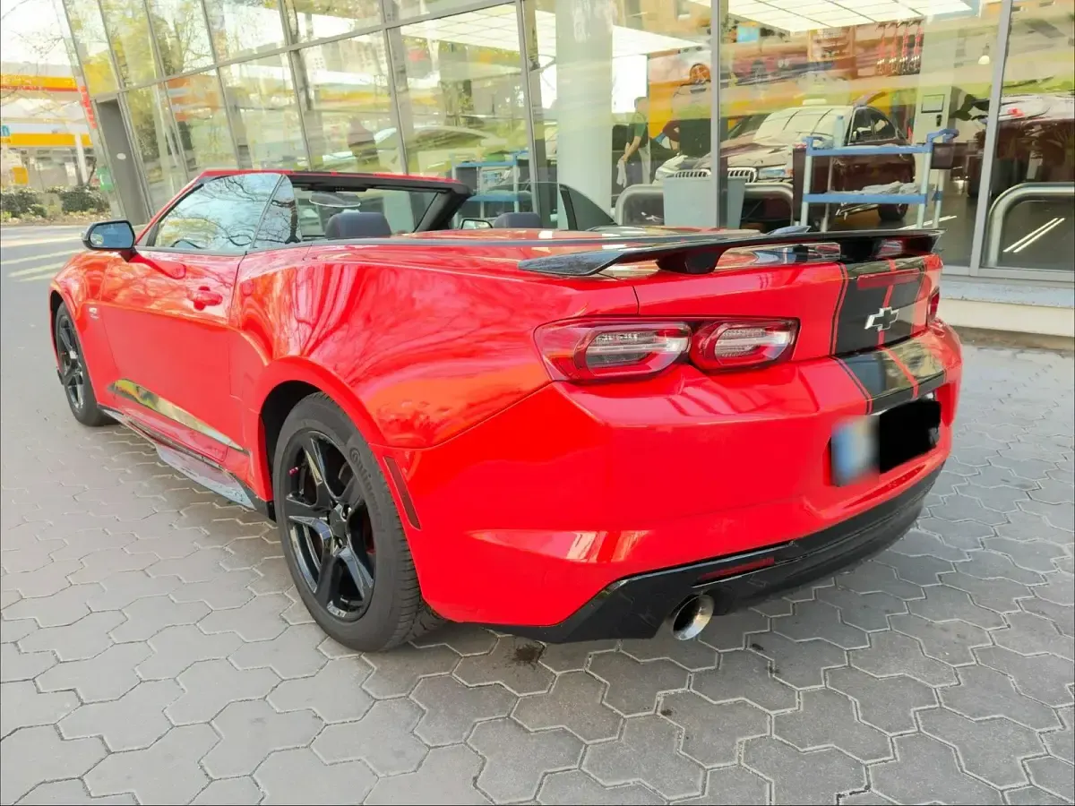 Używany Chevrolet Camaro 340 KM (250 kW) 2019 Czerwony Kabriolet
