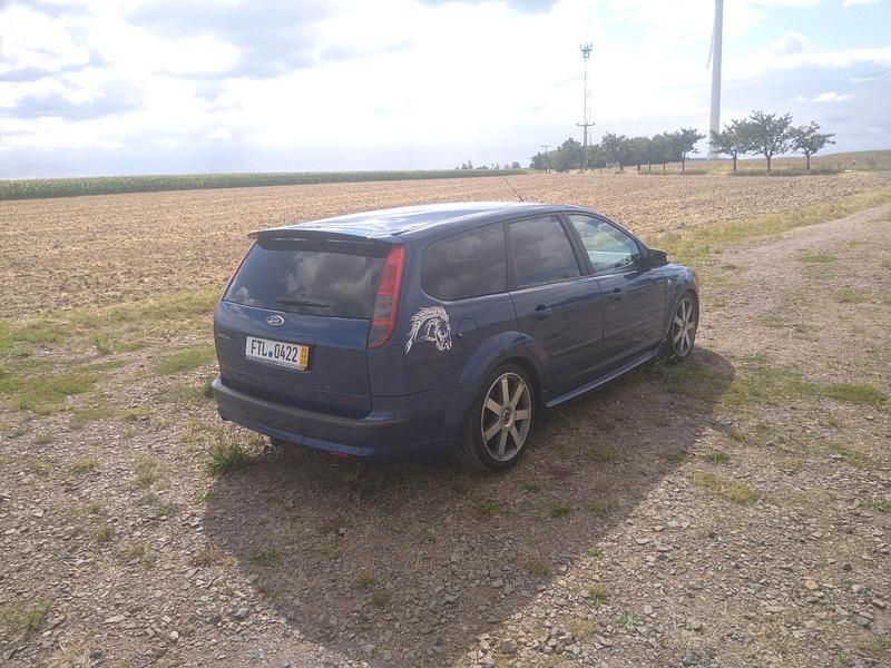 Gebraucht Ford Focus Titanium 145 PS (106 kW) 2006 Blau Kombi