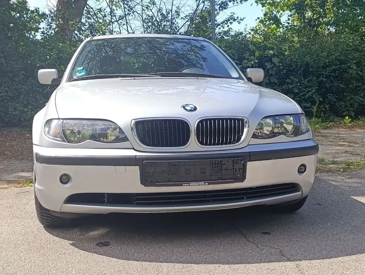 Gebraucht BMW 318 Exclusive 143 PS (105 kW) 2003 Silber Limousine