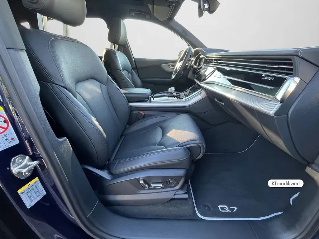 Gebraucht Audi Q7 S-Line 286 PS (210 kW) 2023 Navarrablau metallic (metallic) SUV