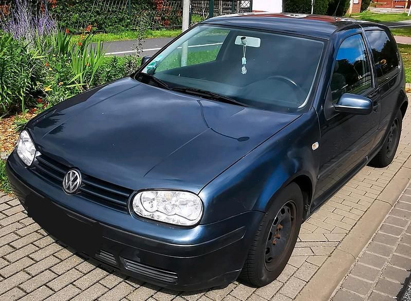 Andere farben Gebraucht 1999 VW Golf IV Limousine | 699 € (Superpreis) - Bild 1/4