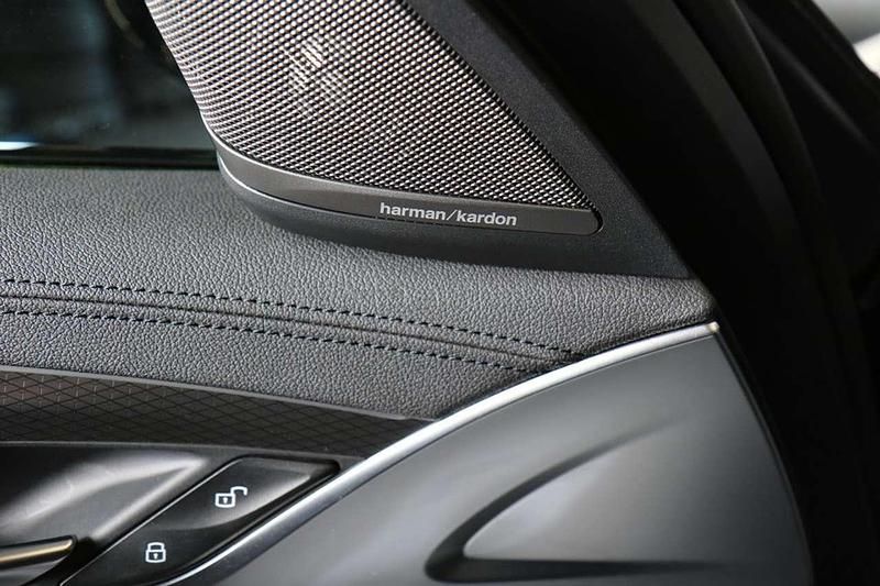 Gebraucht BMW 540 Performance 340 PS (250 kW) 2022 Carbonschwarz (416) Limousine