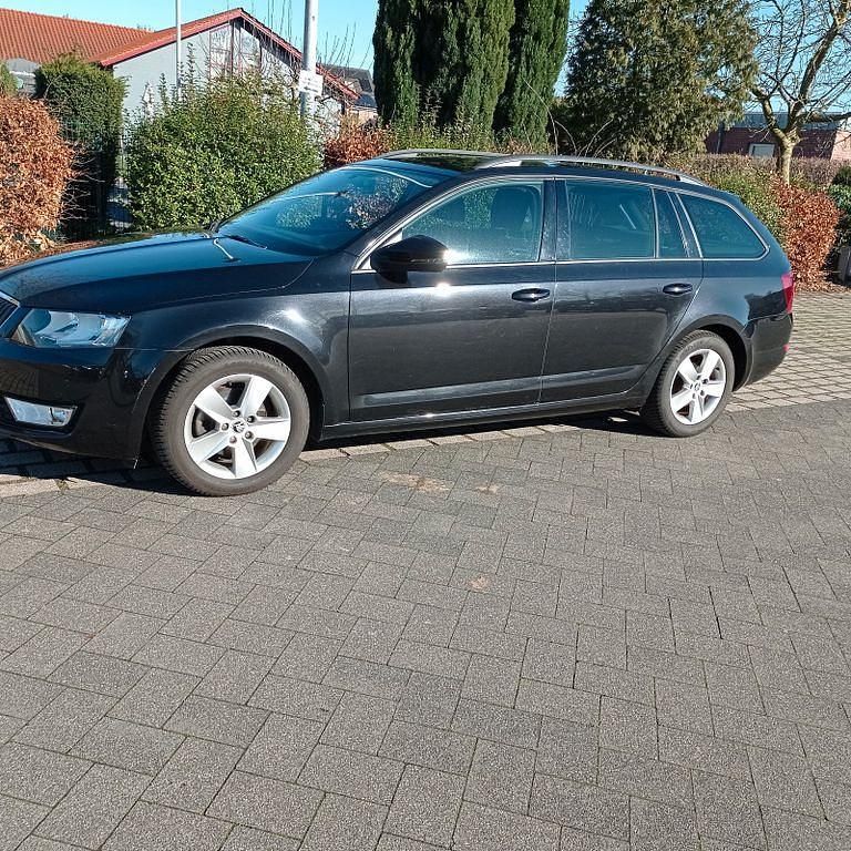 Gebraucht Skoda Octavia 150 PS (110 kW) 2016 Schwarz Kleinwagen