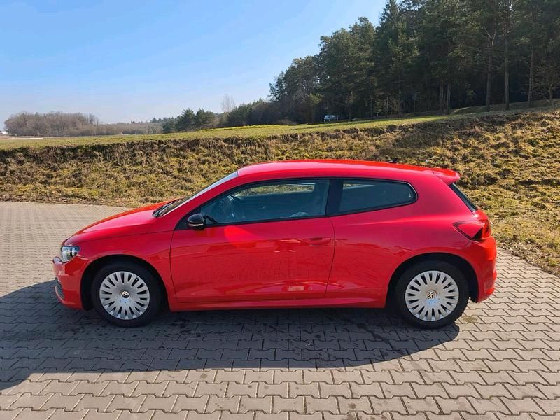 Gebraucht VW Scirocco 220 PS (161 kW) 2017 Rot Coupé