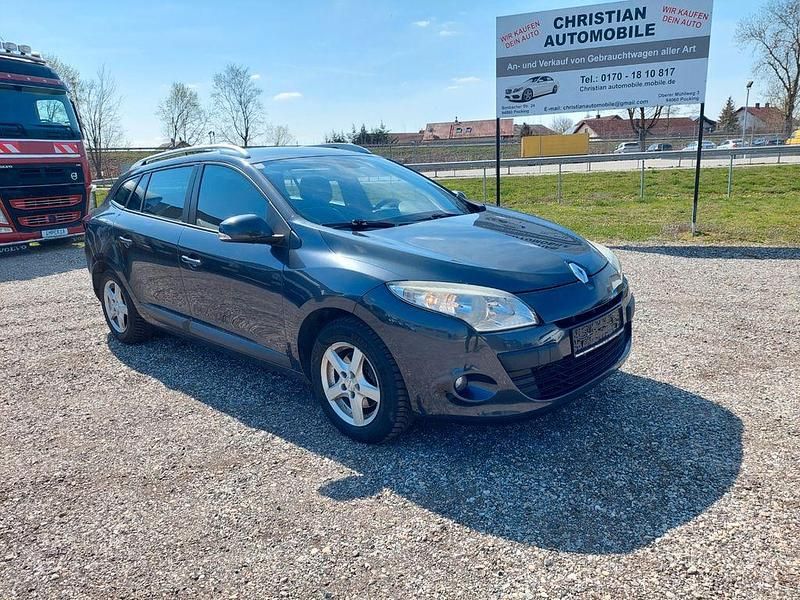 Gebraucht Renault Mégane III Expression 90 PS (66 kW) 2010 Grau Limousine
