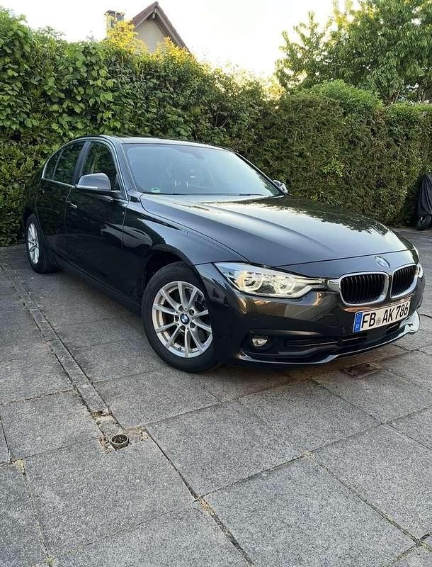 Gebraucht BMW 320 Advantage 190 PS (139 kW) 2017 Limousine