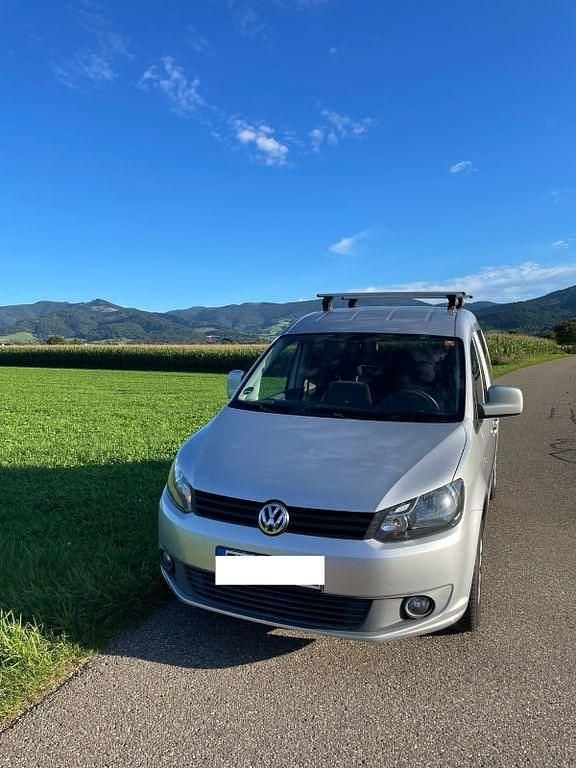Gebraucht VW Caddy 105 PS (77 kW) 2011 Silber Van / Kleinbus