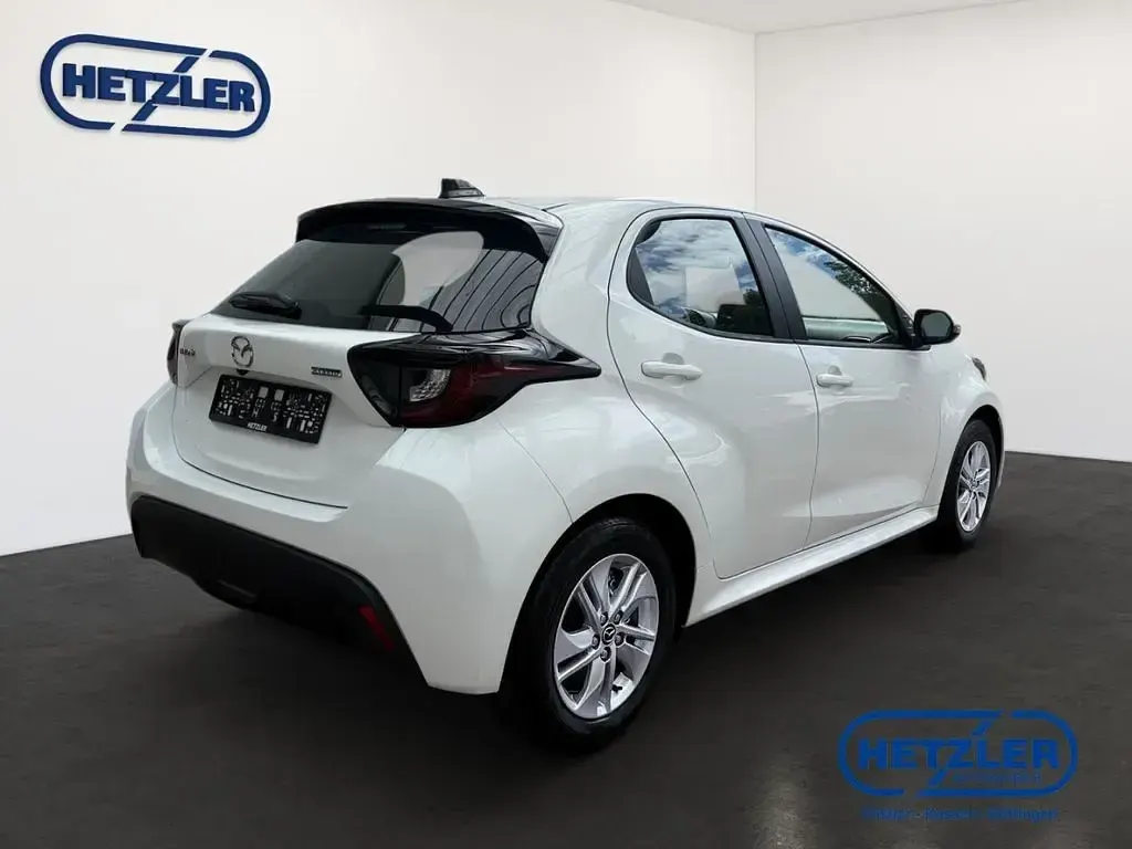 Neu Mazda 2 Center-Line 116 PS (85 kW) 2026 Weiss Kleinwagen