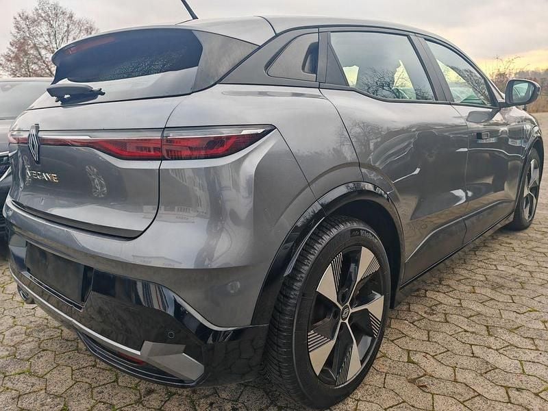 Gebraucht Renault Megane E-Tech 160 kW (218 PS) 2022 Grau Limousine