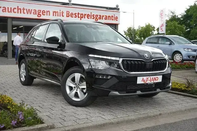 Neu Skoda Kamiq 116 PS (85 kW) 2026 Blackmagicmet. SUV