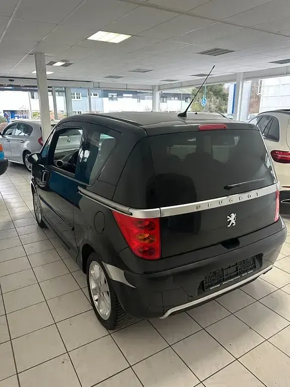 Gebraucht Peugeot 1007 109 PS (80 kW) 2006 Schwarz Van / Kleinbus