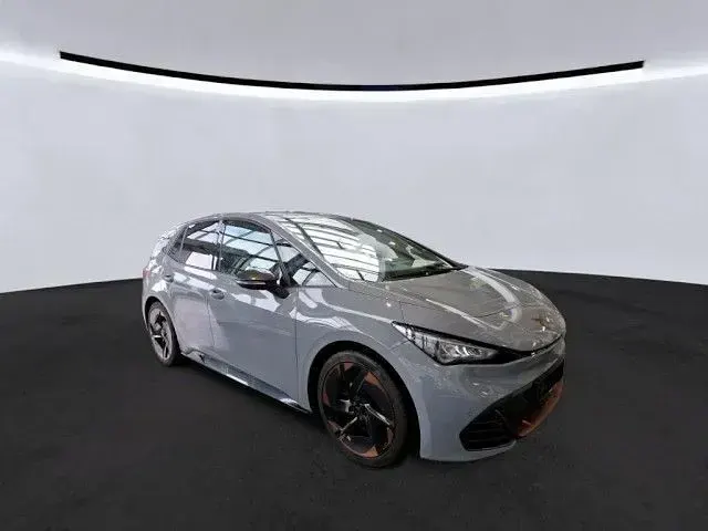 Gebraucht Cupra Born 169 kW (231 PS) 2022 Vaporgrau Kleinwagen