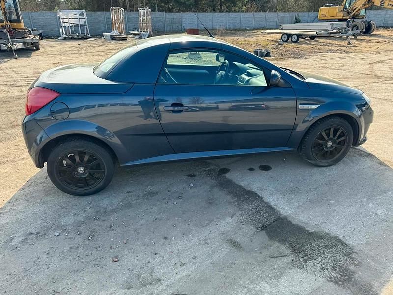 Gebraucht Opel Tigra 125 PS (91 kW) 2007 Blau Cabrio