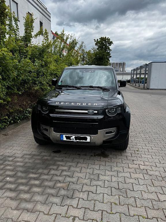 Schwarz Gebraucht 2023 Land Rover Defender SE SUV | 65.100 € (Superpreis) - Bild 1/4