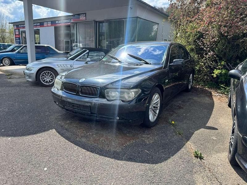 Black sapphire metallic Gebraucht 2001 BMW 745 Limousine | 3.490 € (Superpreis) - Bild 1/4