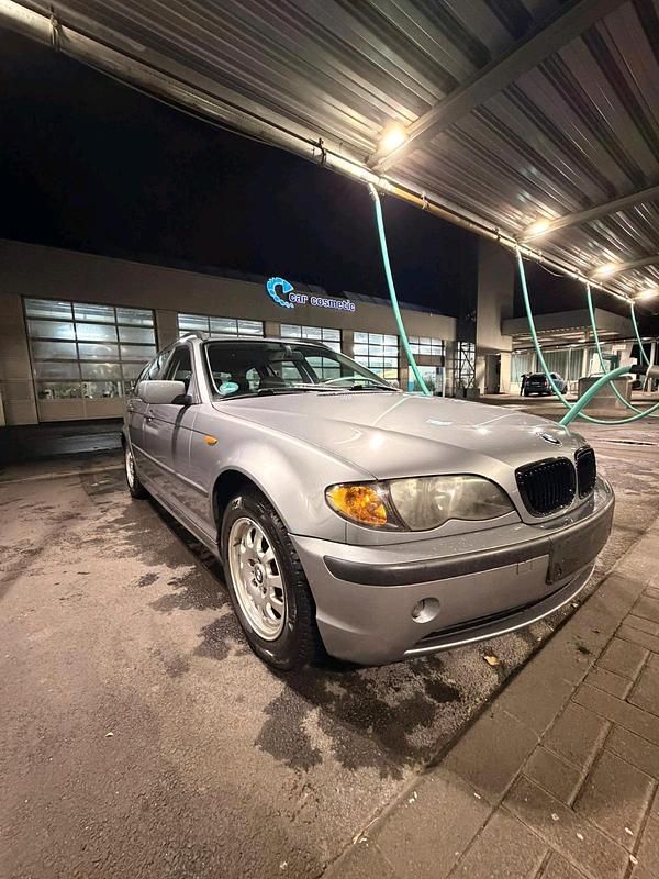 Silber Gebraucht 2003 BMW 316 Kombi | 1.600 € (Guter Preis) - Bild 1/4