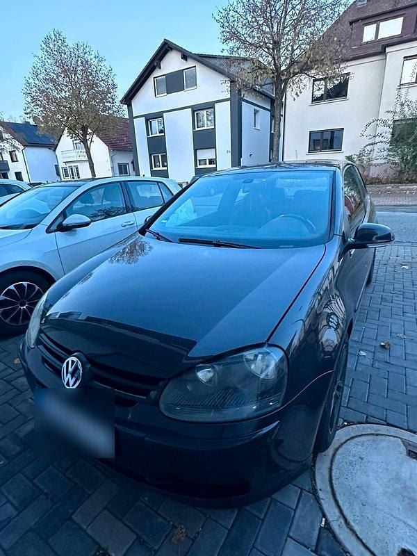Schwarz Gebraucht 2005 VW Golf IV Individual Kleinwagen | 2.900 € (Fairer Preis) - Bild 1/4