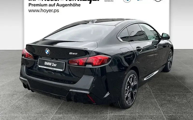 Neu BMW 220 Shadowline 170 PS (125 kW) 2025 Schwarz Coupé