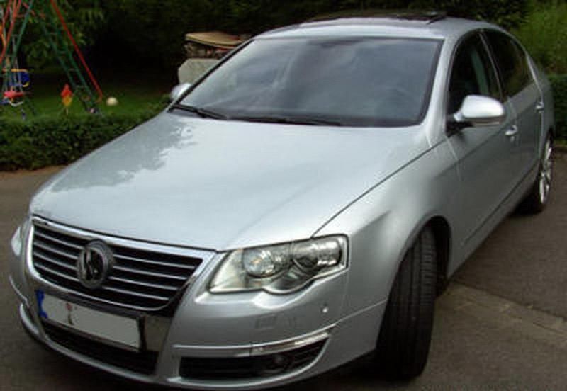 Silber Gebraucht 2008 VW Passat Highline Limousine | 2.200 € (Superpreis) - Bild 1/4