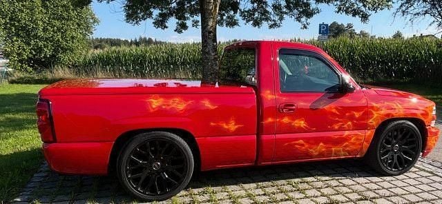 Rot Gebraucht 1999 Chevrolet Silverado Abholung | 69.950 € - Bild 1/4
