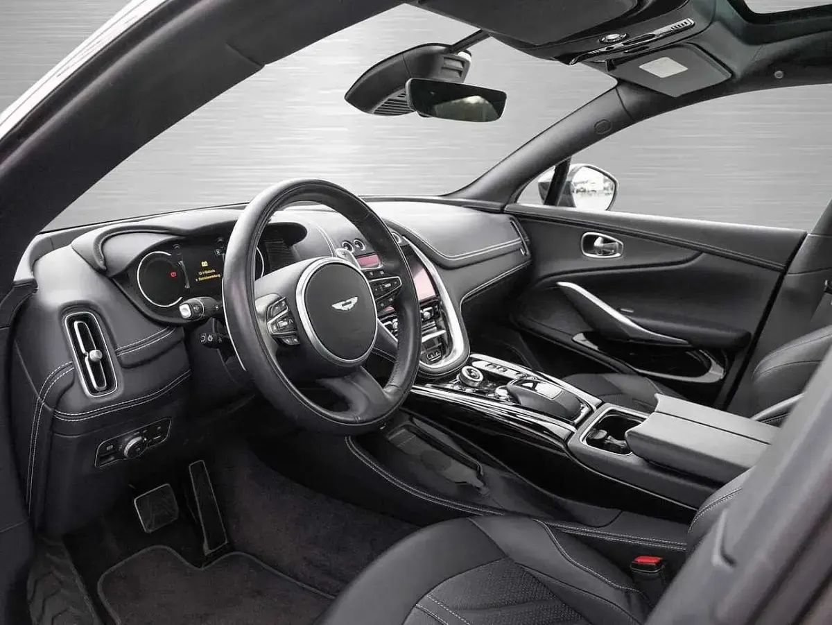 Gebraucht Aston Martin DBX 707 707 PS (519 kW) 2023 Satin aluminite silver SUV