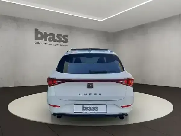 Gebraucht Seat Leon 245 PS (180 kW) 2023 Weiß Kombi