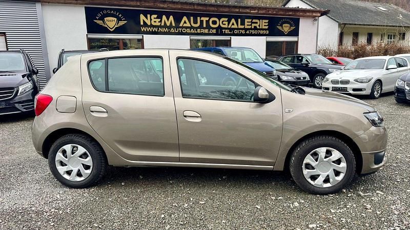 Gebraucht Dacia Sandero Lauréate 90 PS (66 kW) 2013 Stone Limousine