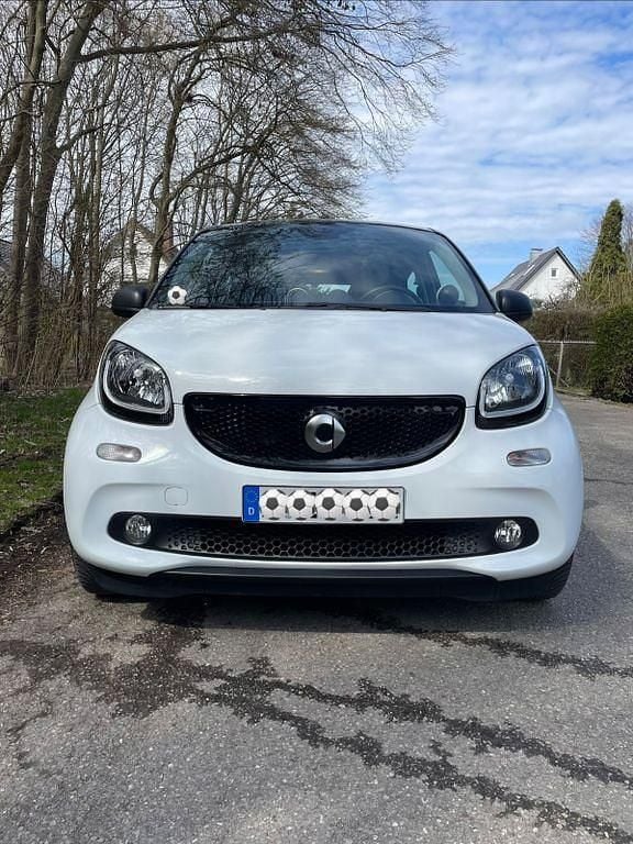 Gebraucht Smart ForFour 90 PS (66 kW) 2017 Weiß Kleinwagen