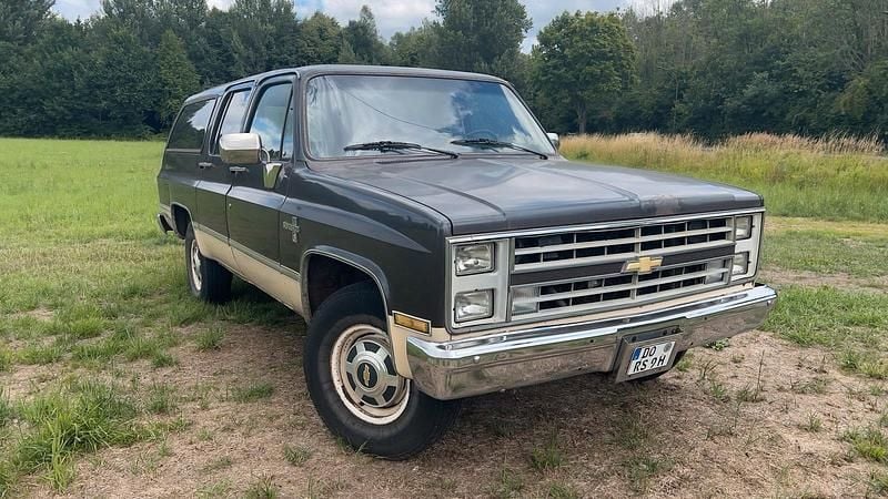 Gebraucht Chevrolet Suburban 230 PS (169 kW) 1985 Braun SUV