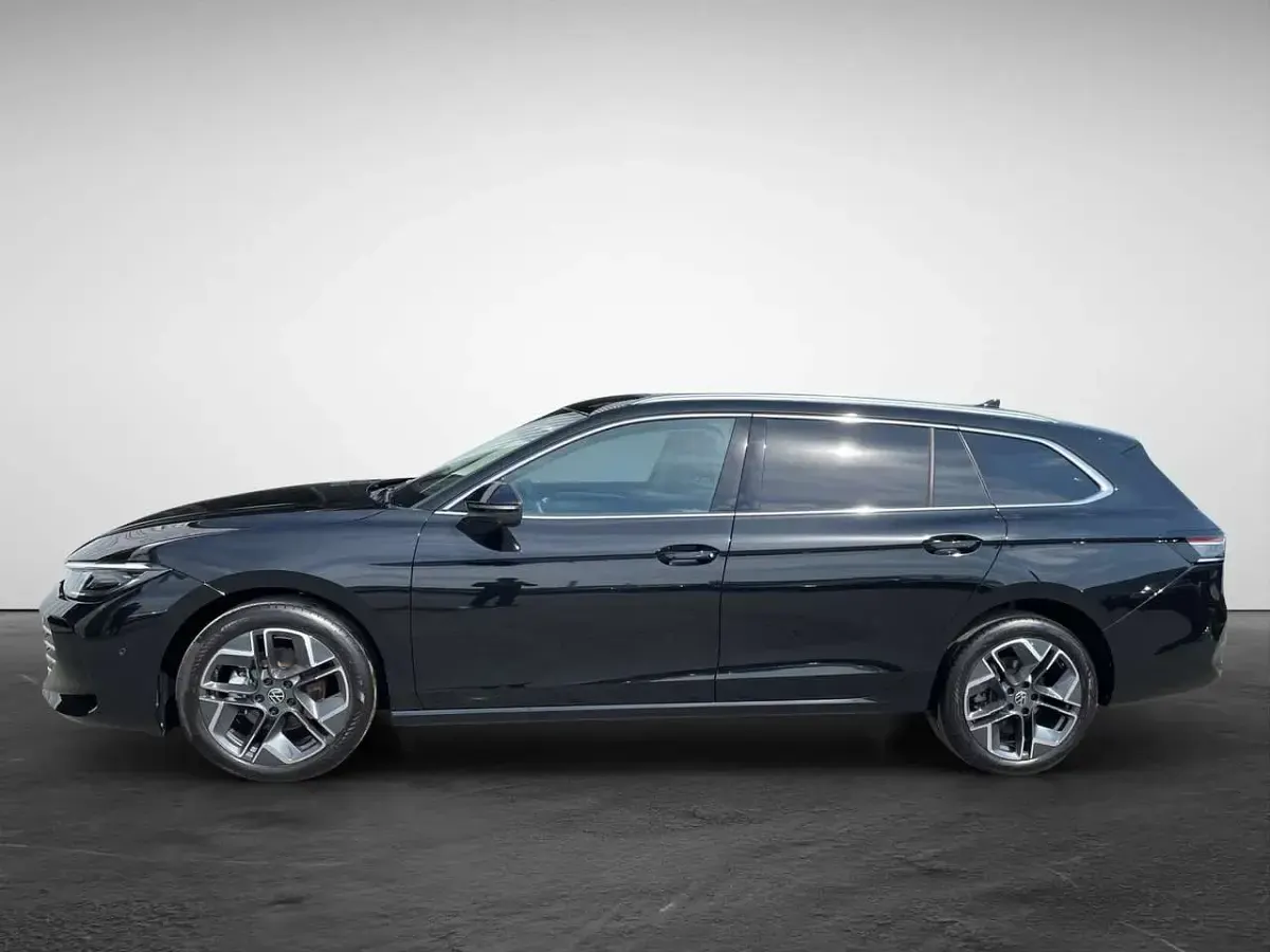 Gebraucht VW Passat Business 150 PS (110 kW) 2025 Schwarz (grenadillschwarz metallic) Kombi