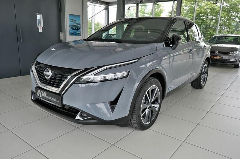 Grau Gebraucht 2023 Nissan Qashqai 360º SUV | 24.800 € (Guter Preis) - Bild 1/4