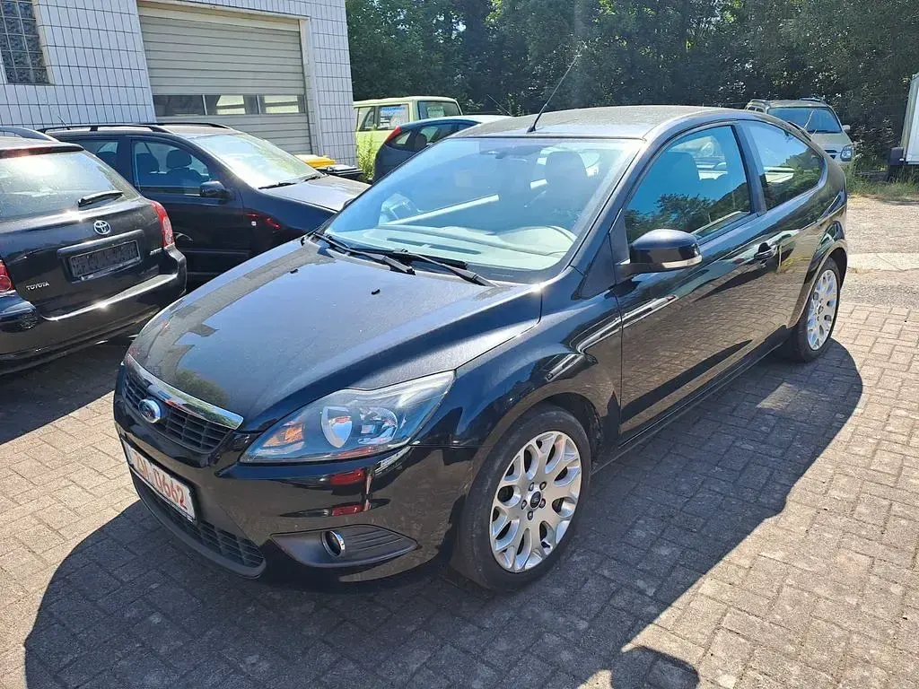 Gebraucht Ford Focus Sport 101 PS (74 kW) 2010 Schwarz Limousine