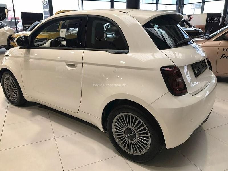 Neu Fiat 500 65 PS (47 kW) 2026