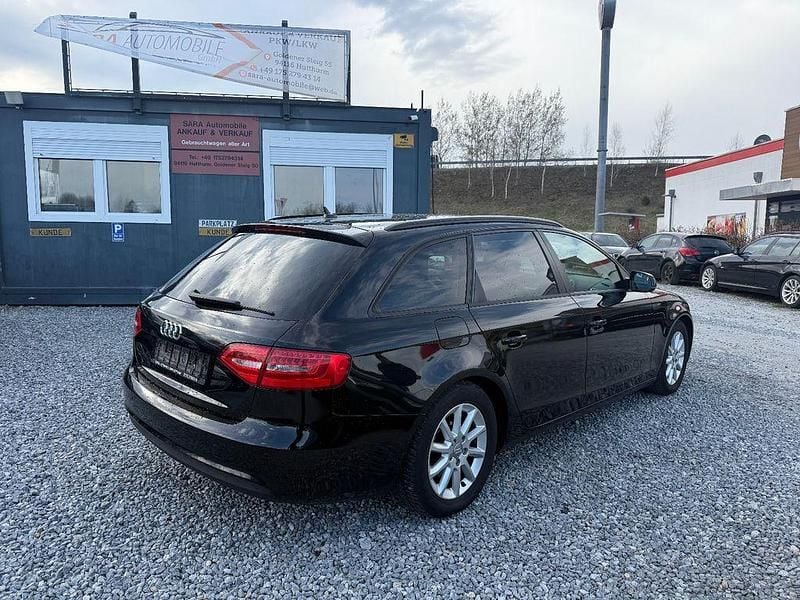 Gebraucht Audi A4 Ambiente 177 PS (130 kW) 2012 Schwarz Kombi