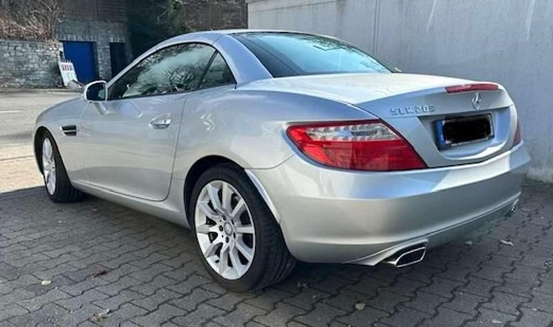 Gebraucht Mercedes SLK200 184 PS (135 kW) 2013 Silber Cabrio