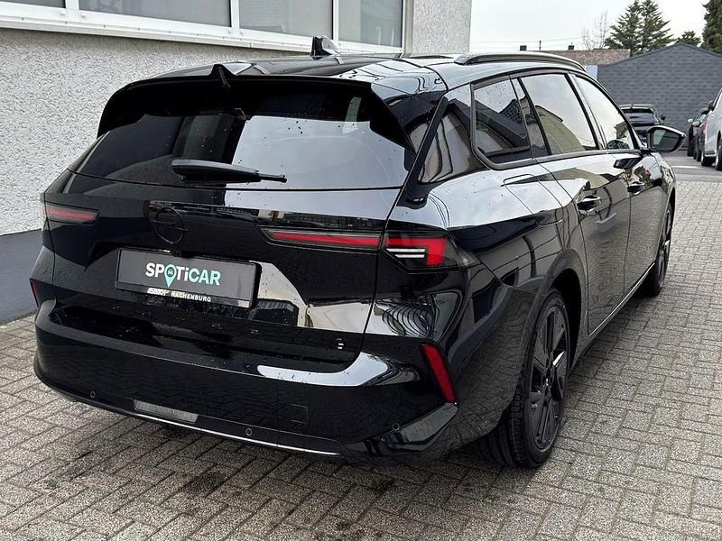 Nouă Opel Astra 114 kW (156 CP) 2025 Negru Break