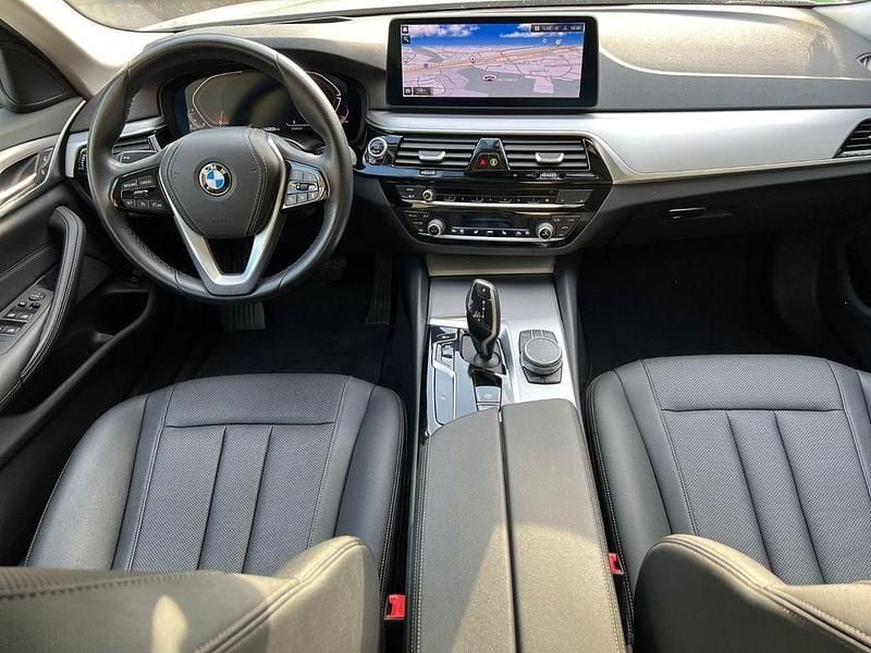 Second-hand BMW 520 190 CP (139 kW) 2022 Alb Berlinǎ
