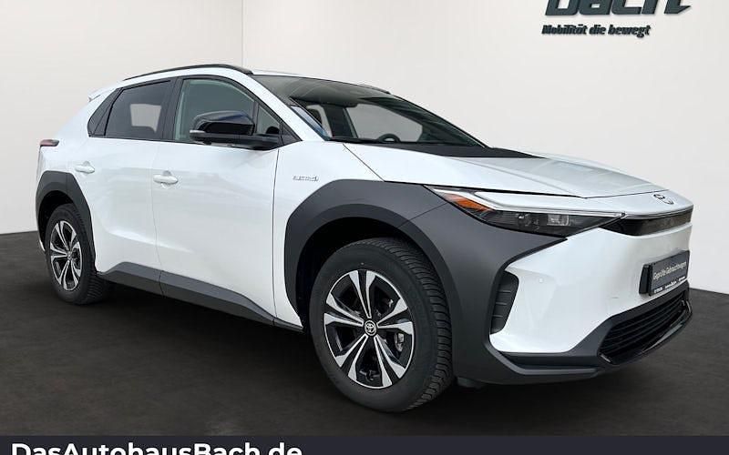 Gebraucht Toyota bZ4X Comfort 150 kW (204 PS) 2023 Weiß SUV